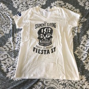 NWOT Ford Fiesta ladies skull v-neck tee shirt 💀